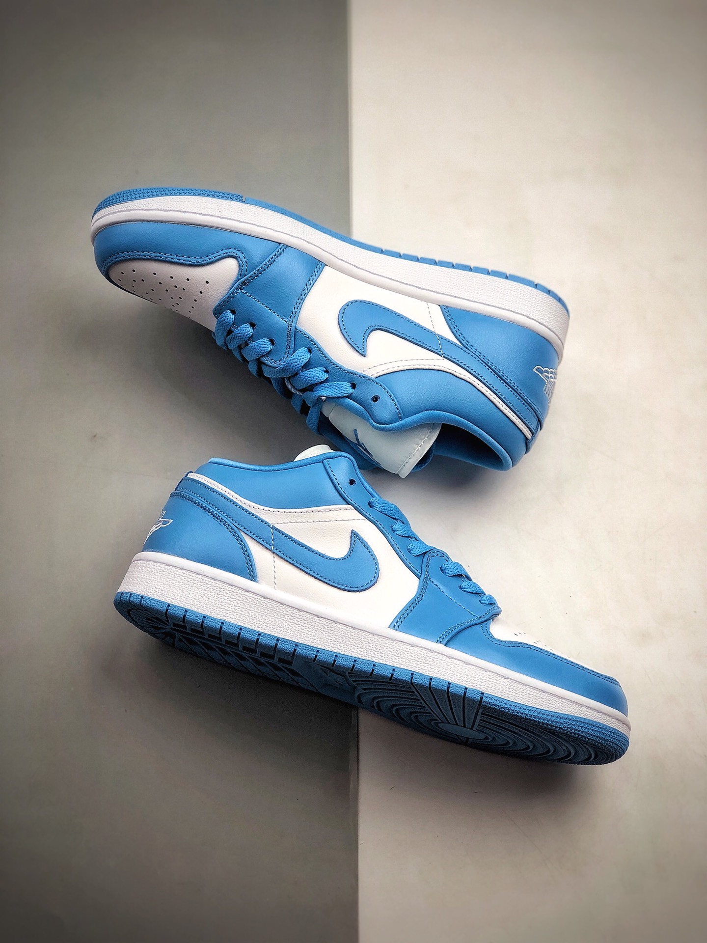 210 公司级 Air Jordan 1 Retro  Low 低帮 北卡蓝 AJ1 乔丹1代 AO9944-441
