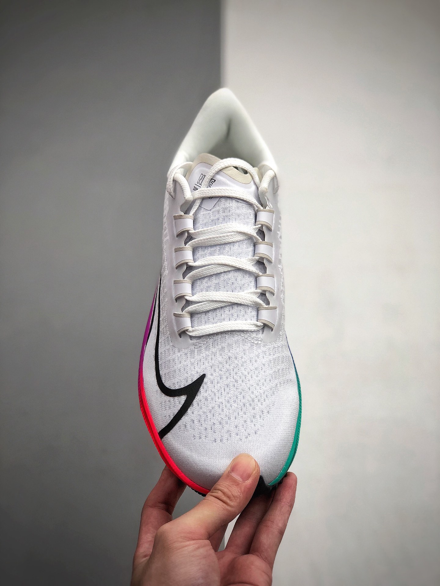 190 登月37代V2 阴阳鞋 独家新配色 货号：BQ9646-103