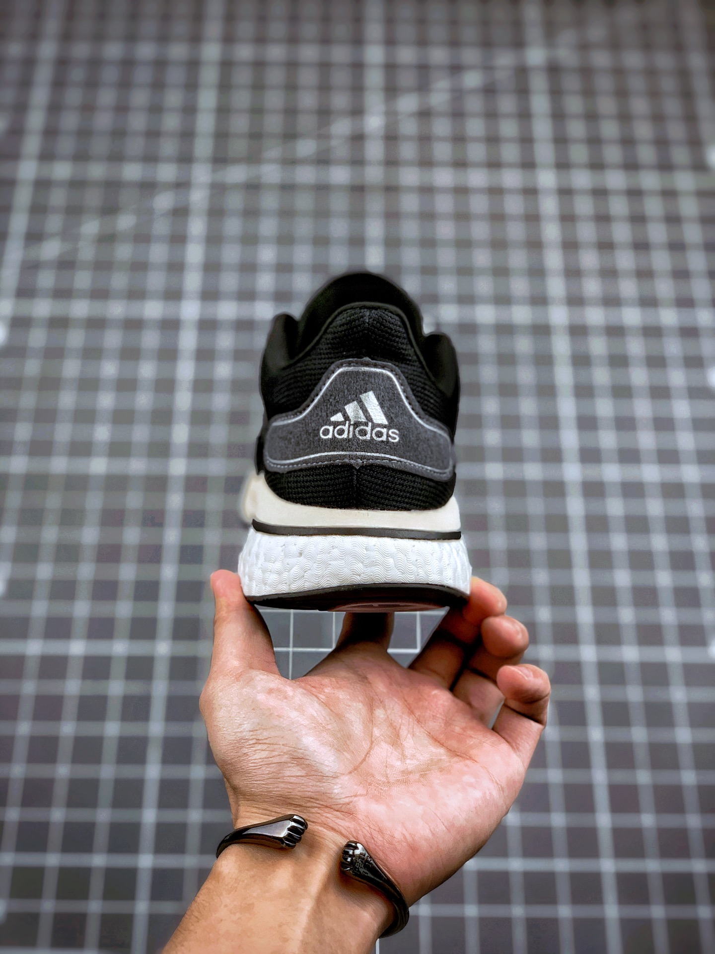 210 Adidas Supernova M 马拉松 赛事专业跑步鞋