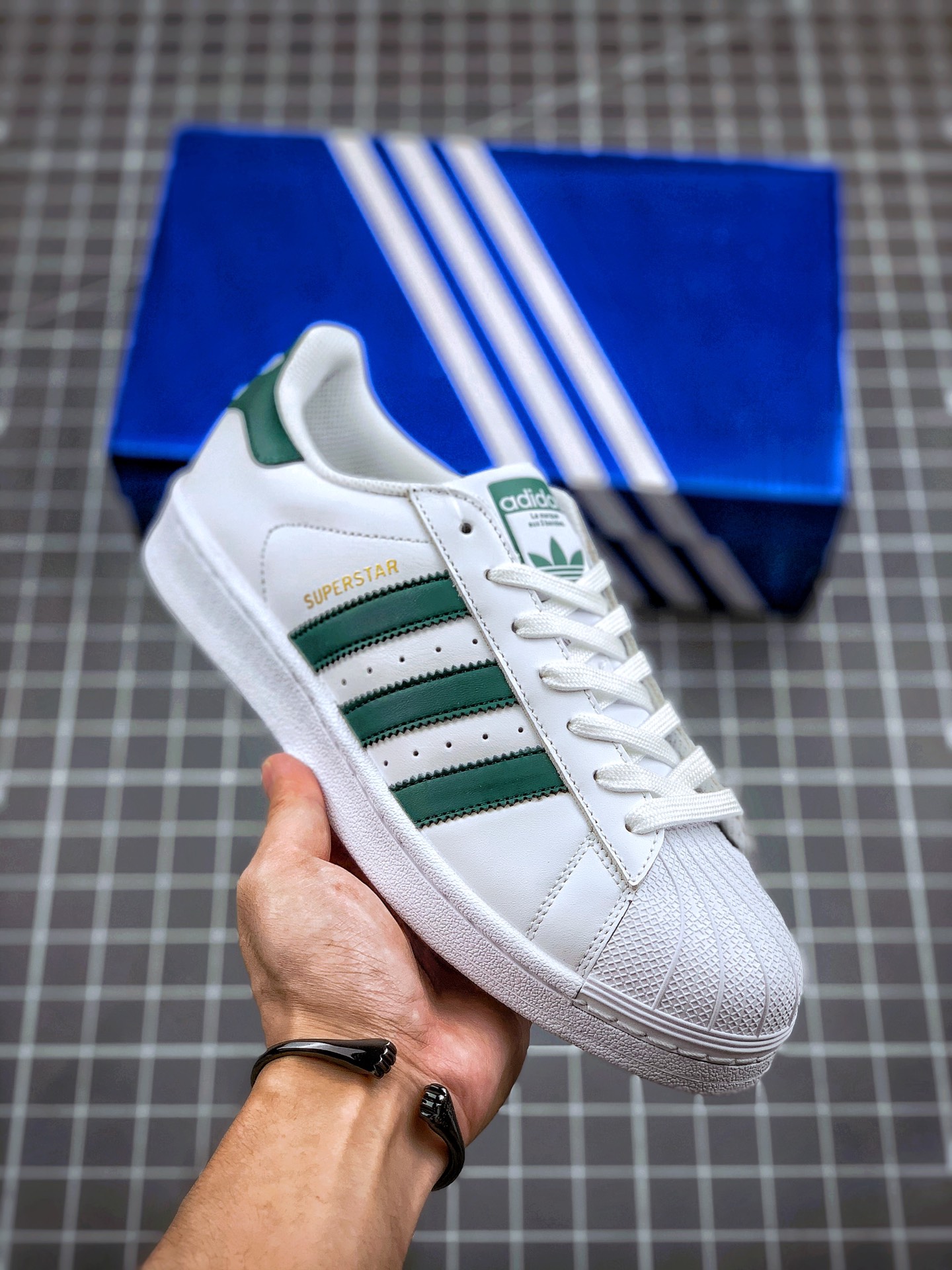 150 Adidas Originals SUPERSTAR W 渠道正品订单CM8081