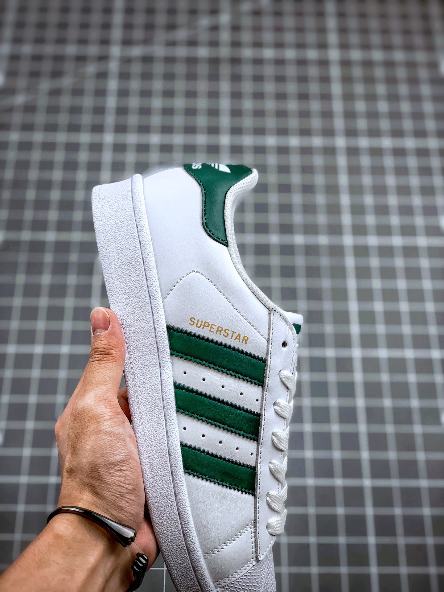 150 Adidas Originals SUPERSTAR W 渠道正品订单CM8081