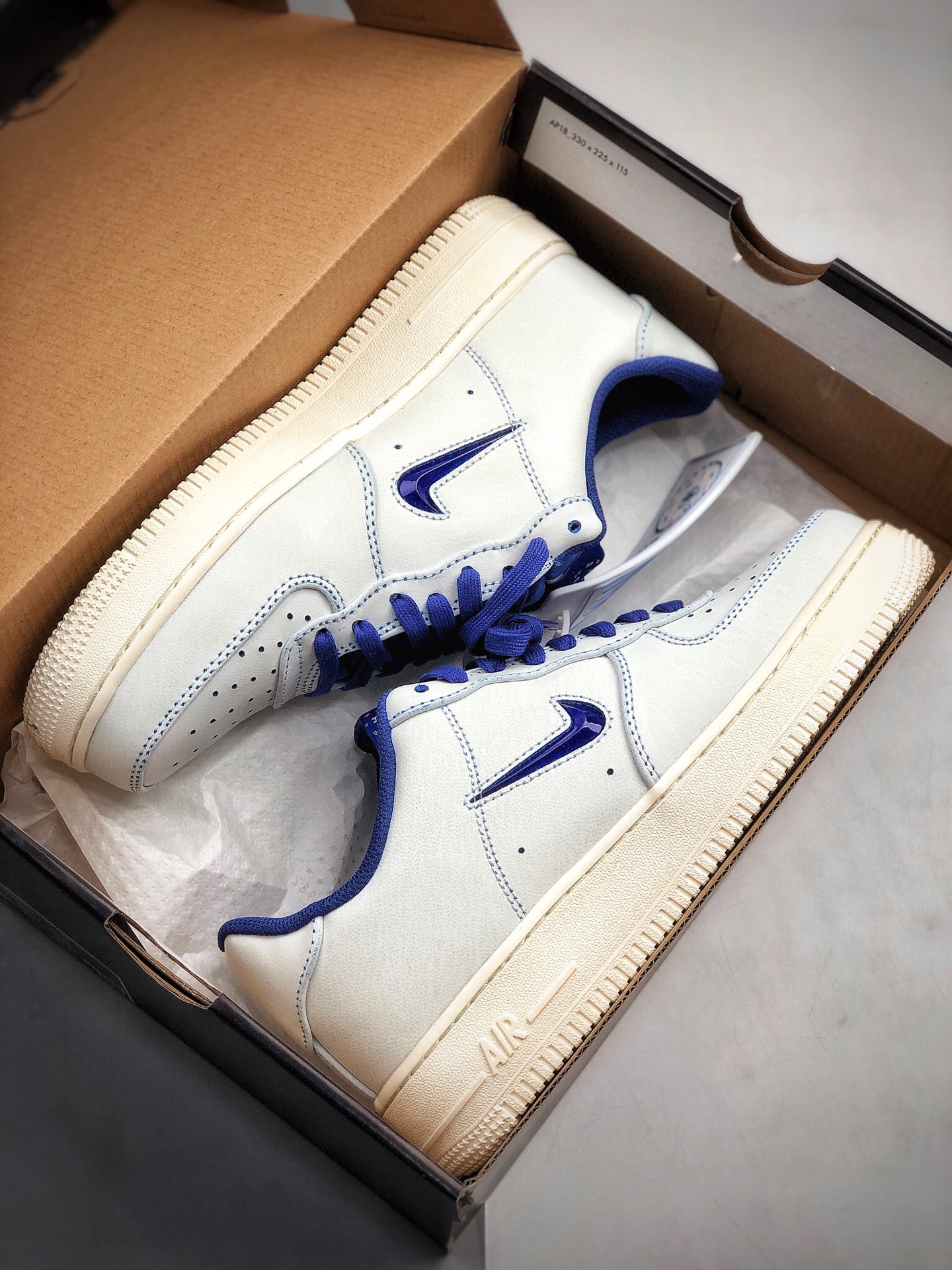 210空军 白蓝小勾 刮刮乐 罗盘图案 空军一号低帮AIR FORCE 1 LOW PREMIUM ”Brush Off Leather”CK4392-100