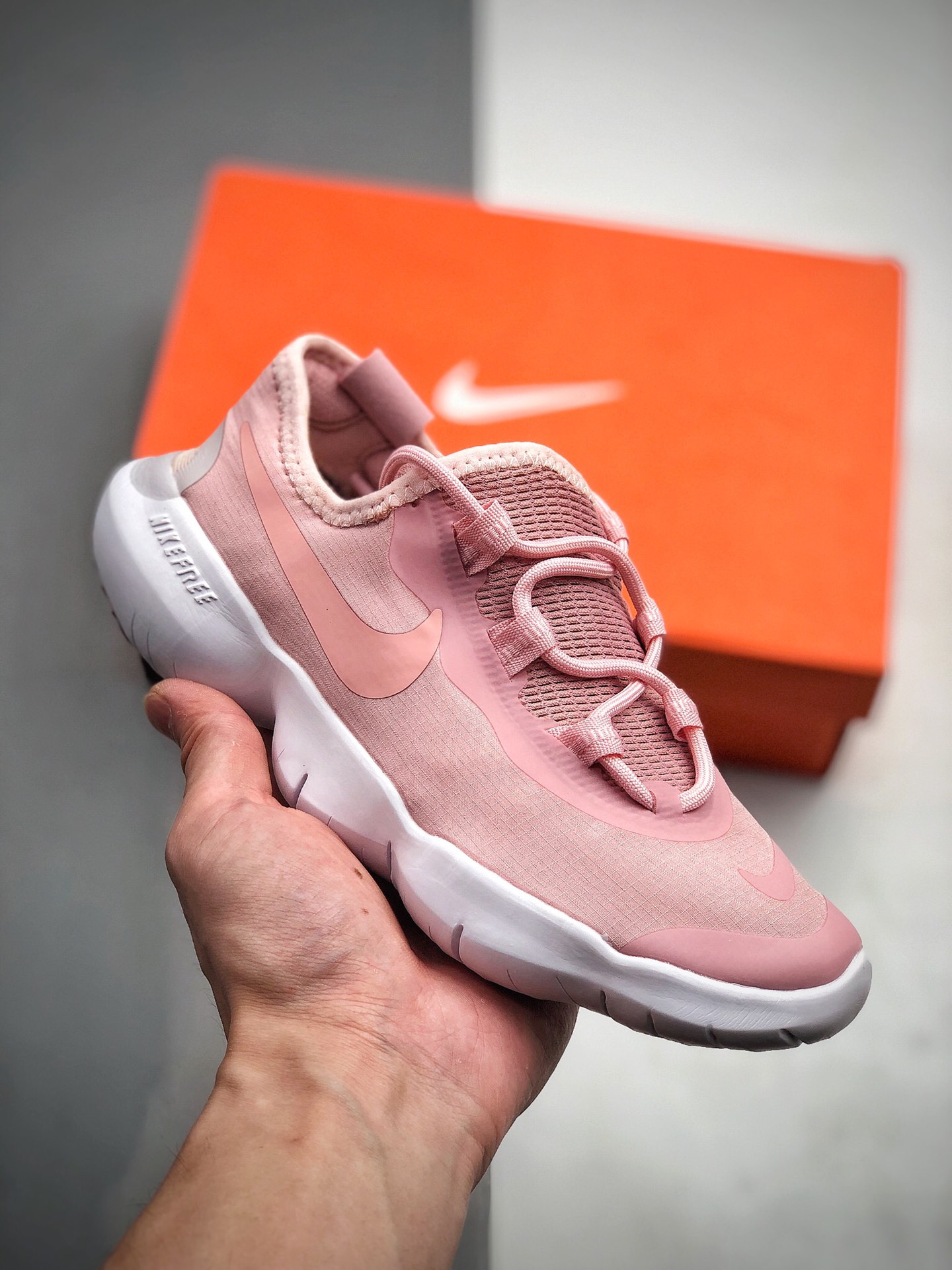 120 耐克NIKE FREE RN 5.0 2020 休闲运动运动跑步鞋 货号：CJ0270-600