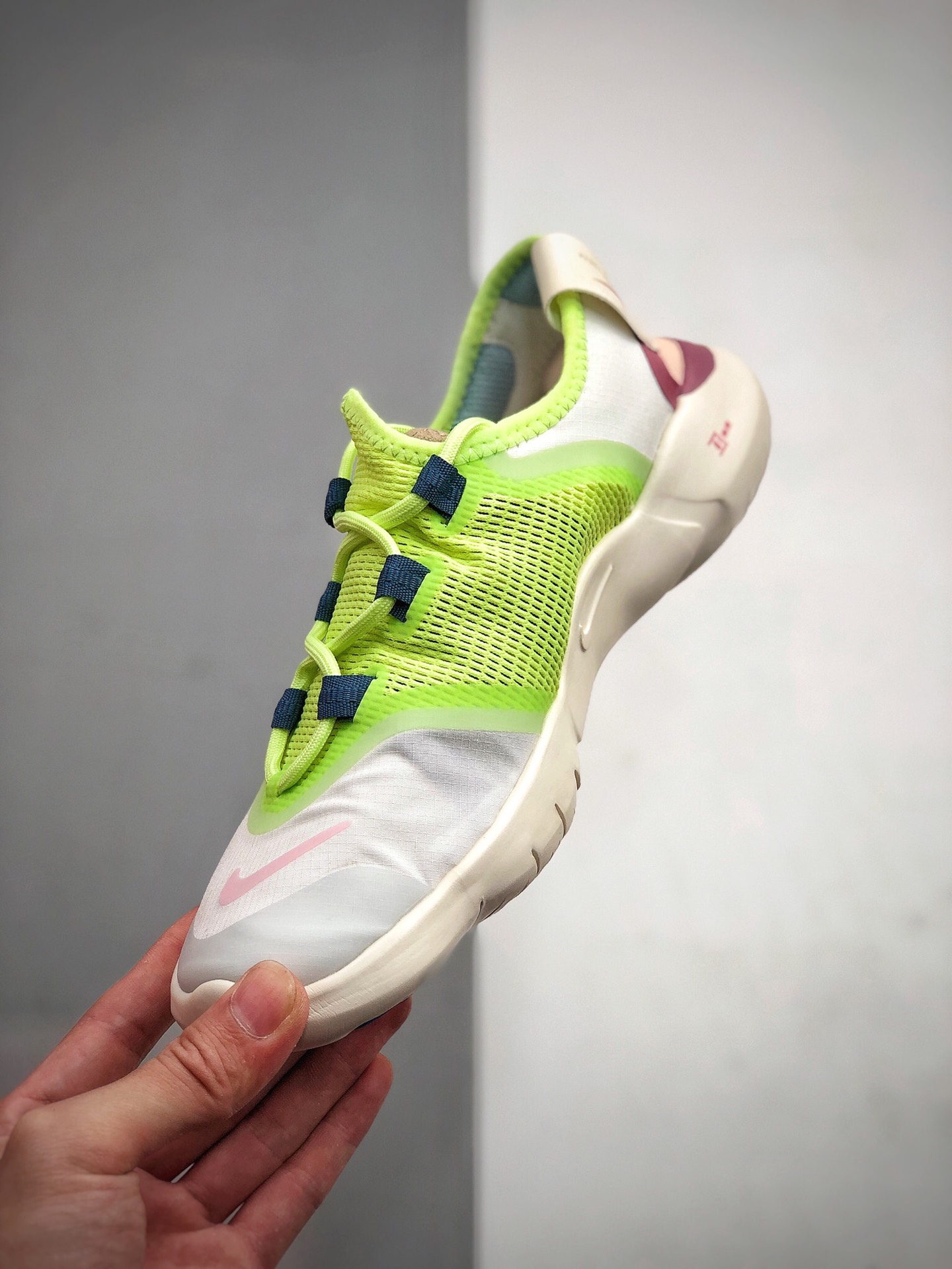 特价120 耐克NIKE FREE RN 5.0 2020 休闲运动缓震运动跑步鞋CJ0270-101