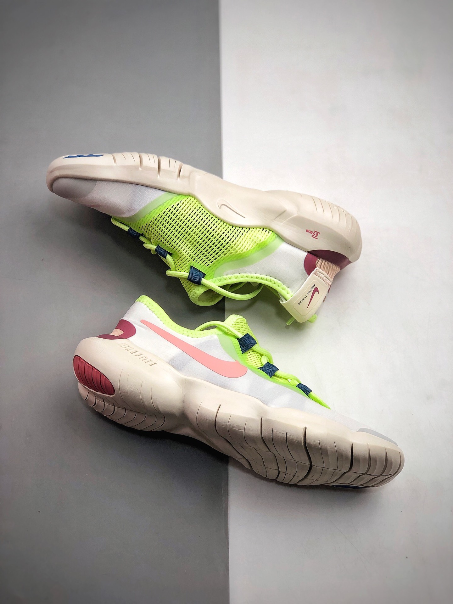 特价120 耐克NIKE FREE RN 5.0 2020 休闲运动缓震运动跑步鞋CJ0270-101