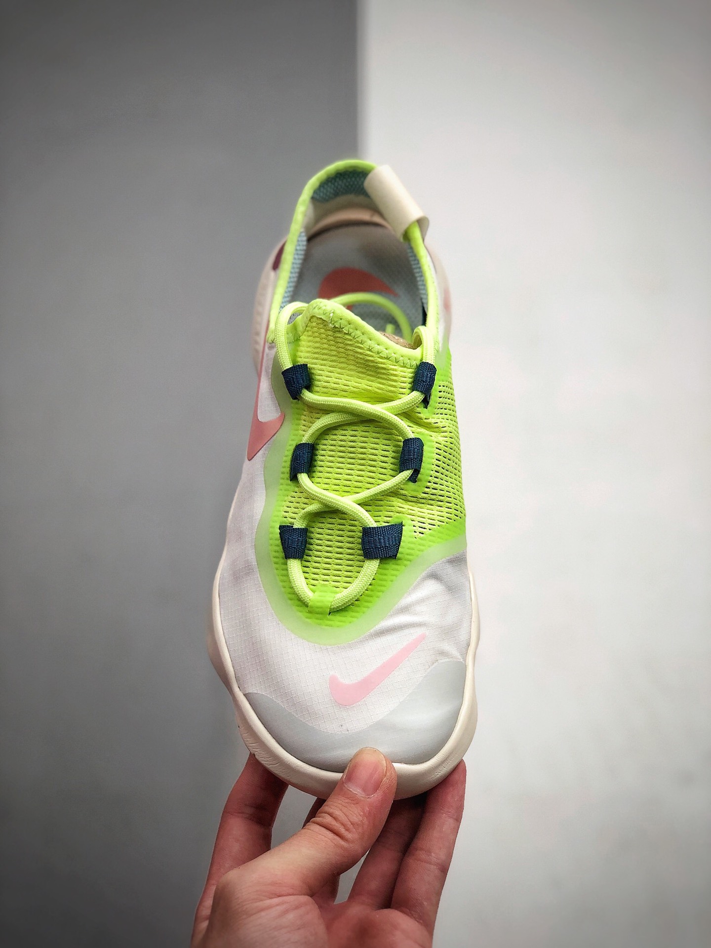 特价120 耐克NIKE FREE RN 5.0 2020 休闲运动缓震运动跑步鞋CJ0270-101