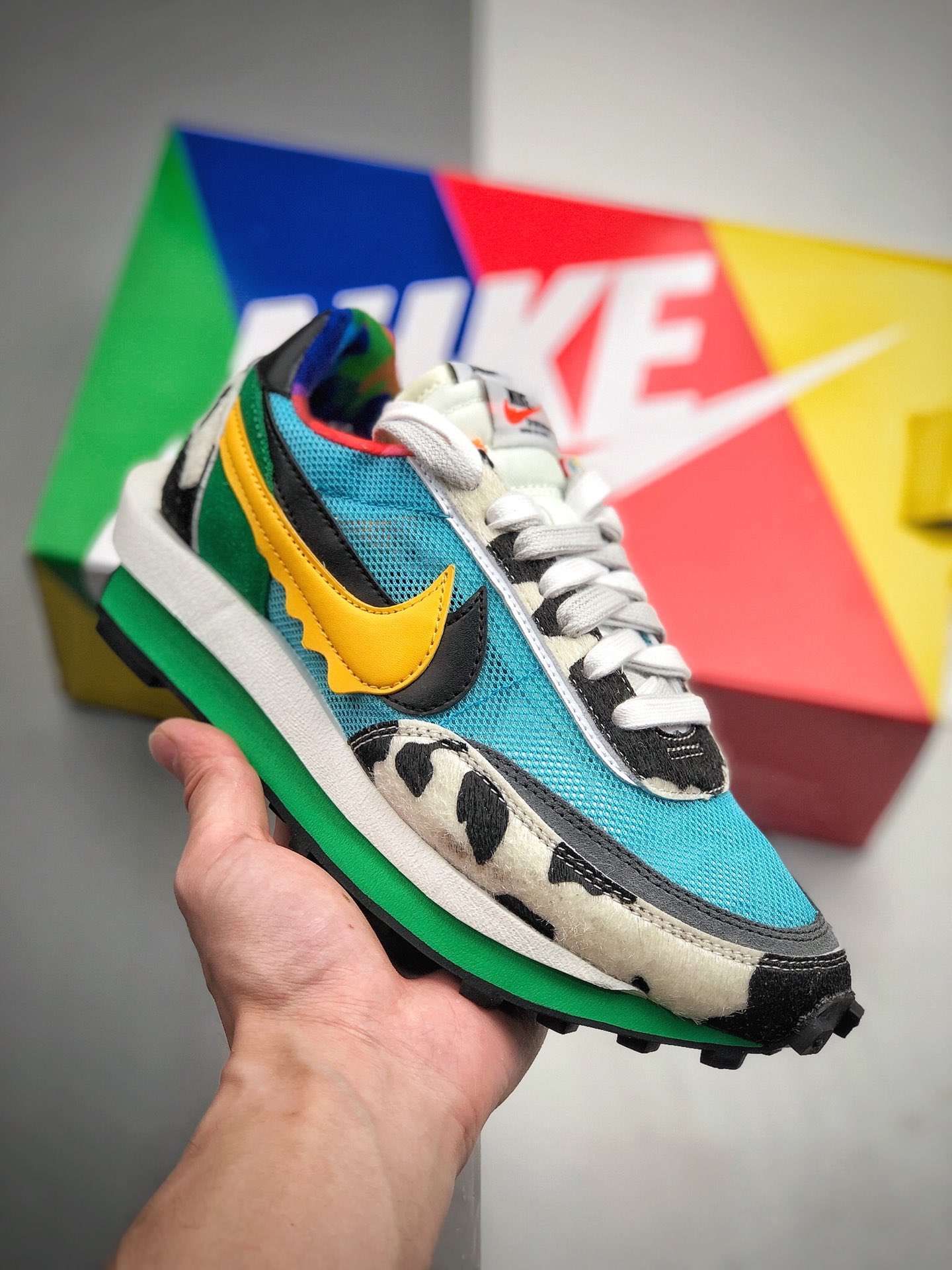 210 Sacai x Nike LdWaffle 客制联名走秀款 货号：CN8899-006