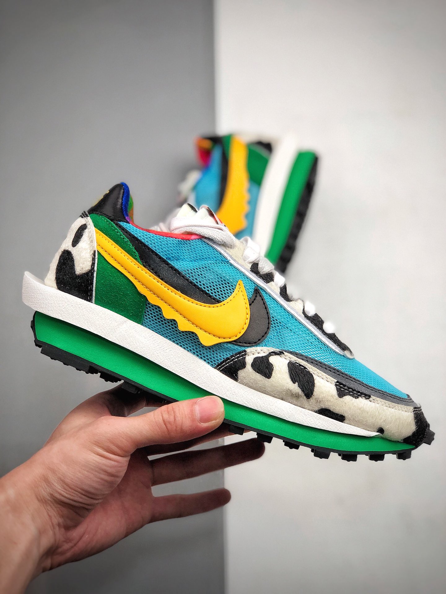 210 Sacai x Nike LdWaffle 客制联名走秀款 货号：CN8899-006