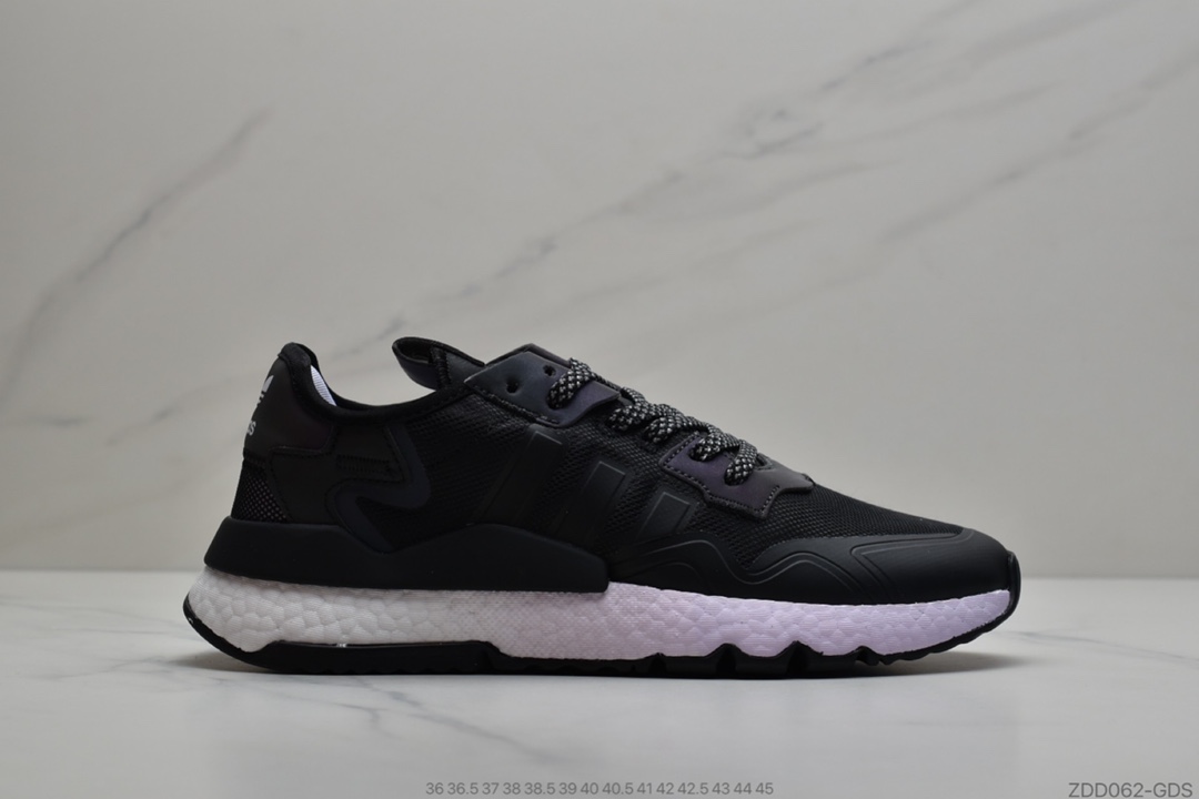230 公司级阿迪达斯 Adidas Nite Jogger 2019 Boost 金属亮白反光 联名夜行者货号：FV4545