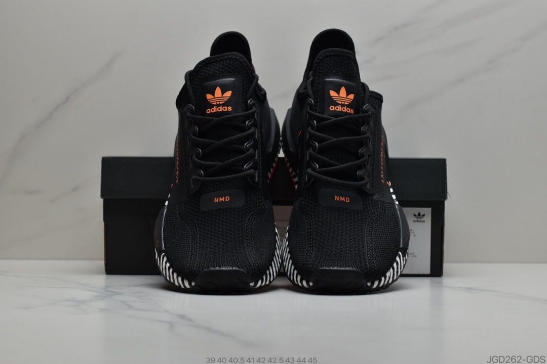 180 公司级官方新品 三叶草Adidas Originals Boost NMD_V2飞织系列百搭休闲运动跑步鞋“黑亮橙条纹” 货号 FW6411