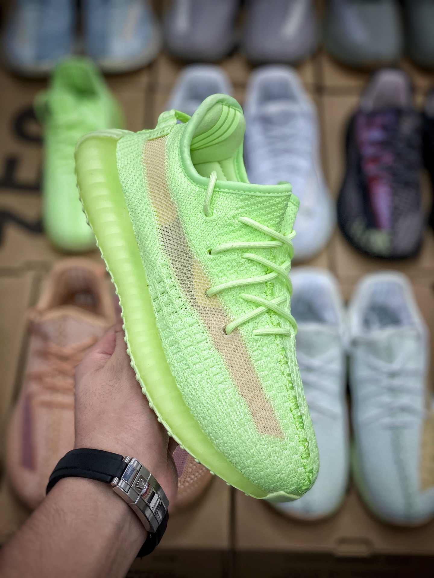 220 独家正确版 yeezy 350 v2 荧光绿 童鞋 同步官方童鞋 发售