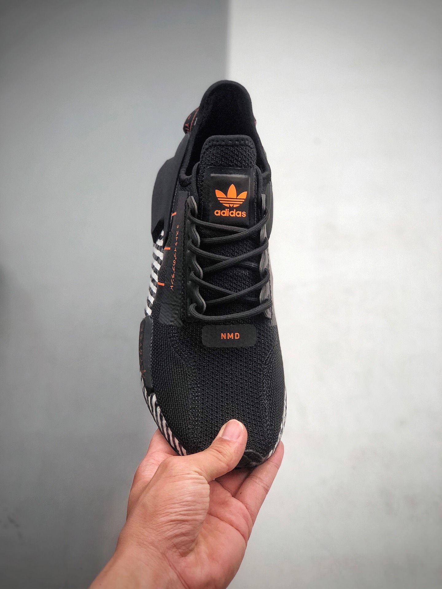 190 Adidas 阿达迪斯 NMD Boost 爆米花超中弹底 针织网面闲休跑步鞋  货号：FW6411