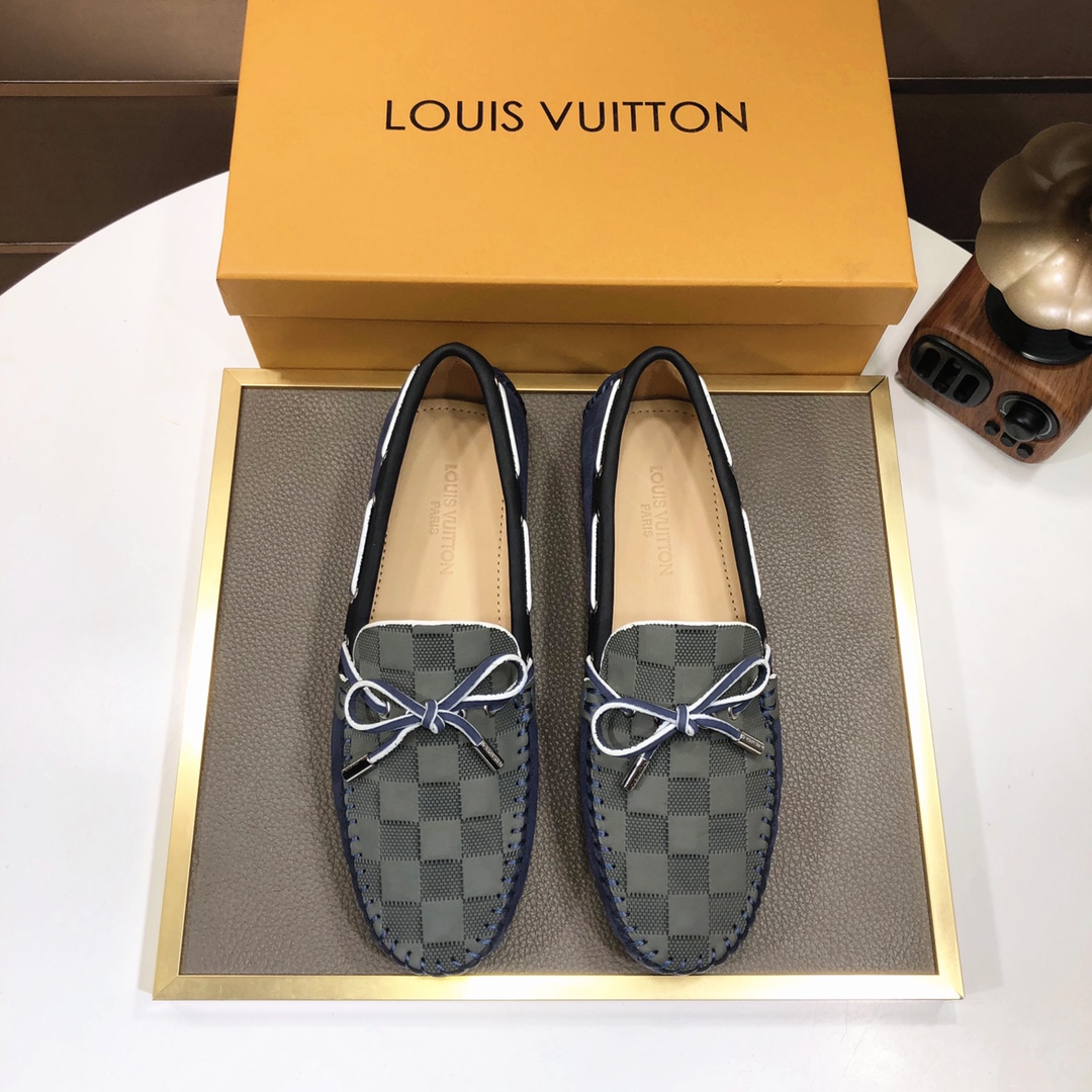 NO:358045,[LV Doudou Shoes] (water-dyed cowhide inner lining) new model is on the market, available on the official website, new Doudou shoes, processed into a unique color material, and the upper is imported cowhide material. The shoe body is wrapped in a mark line, imported original cowhide inner lining, delicate shoe shape is super suitable for versatile, size 38-44.,,louis vuitton,cowhide19860909【LV豆豆鞋】（水染牛皮内里）新款上市,官网有售,新款豆豆鞋,经过加工成为獨色材料,鞋面采用进口牛皮材料. 鞋身以马克线整体包边 ,进口原版牛皮内里,秀气的鞋型 超级适合百搭,码数38-44.,,louis vuitton,cowhide,Men's shoes