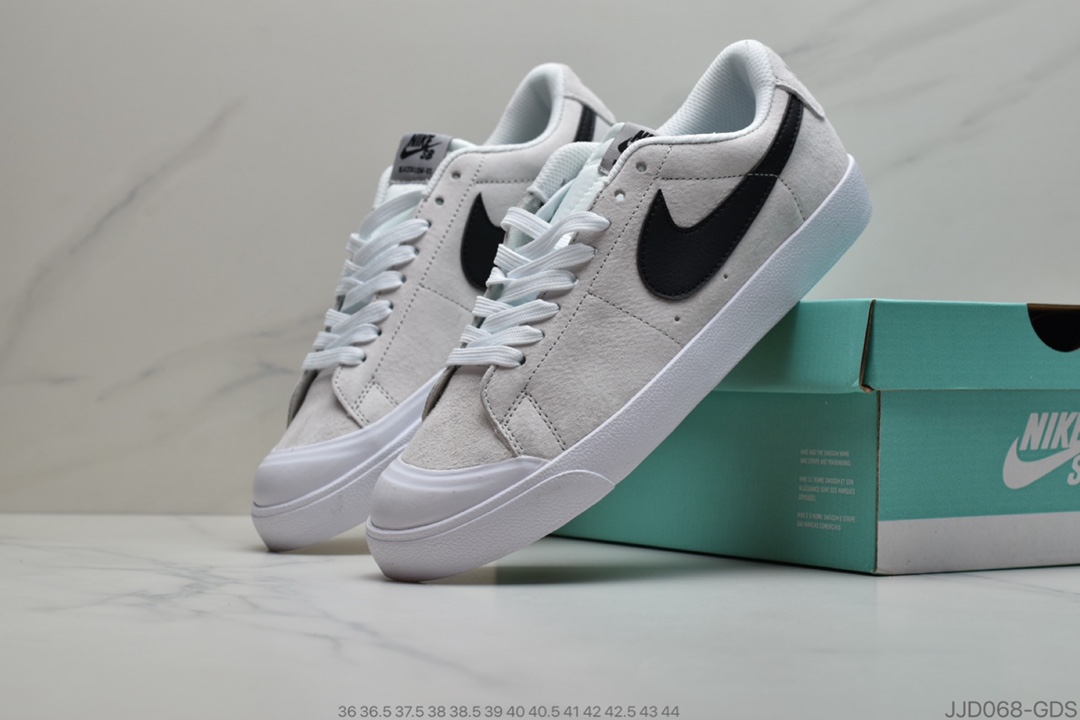 130 耐克/NIKE SB BLAZER ZOOM XT 耐克开拓者系列 开口笑包头低帮滑板鞋 货号：864348-019