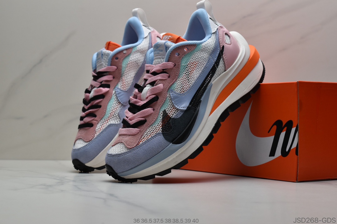 200  日式解构美学联名Sacai x Nike Pegasus Vaporfly”Wine Red/Light Green”改良马拉松解构设计前卫变形三层底休闲慢跑鞋BV0073-305