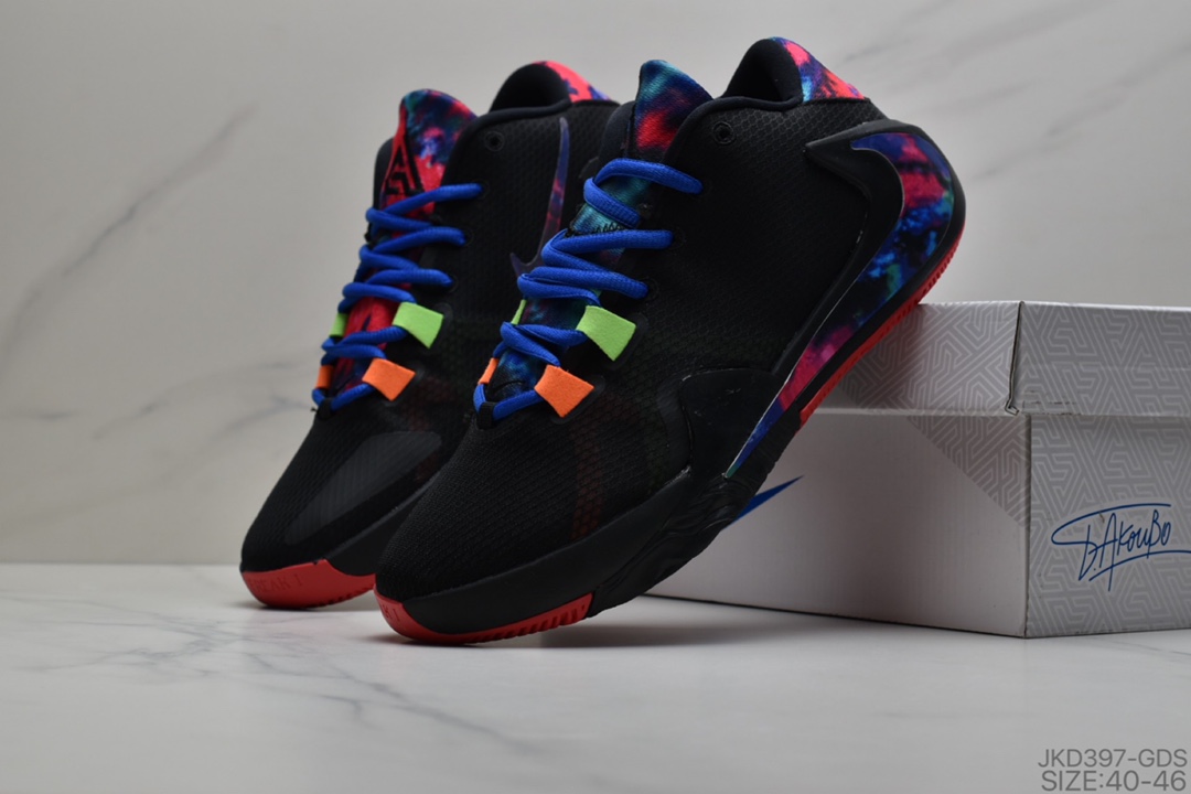 160 耐克/Nike Zoom Freak 1 GPX 一代字母哥签名款 白黑倒钩男子篮球鞋休闲男鞋运动鞋 货号：BQ5422-101