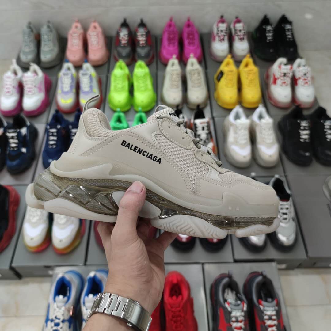 P Buena versión superior Balenciaga Triple S colchón de aire beige Balenciaga zapatos retro con colchón de aire para pa…