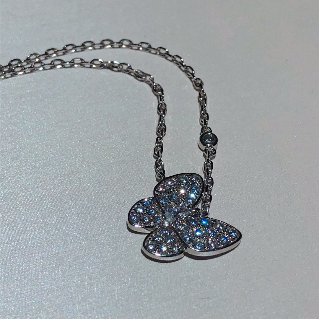 NO:101584,Ring necklace drill opening, butterfly ring between fingers, feeling of coming out [shy] [shy], Vac necklace VcA ring, necklace, ring19860909戒指项链钻开口 指间蝴蝶戒 呼之欲出的感觉[害羞][害羞],Vac项链VcA戒指,necklace,ring,Jewelry