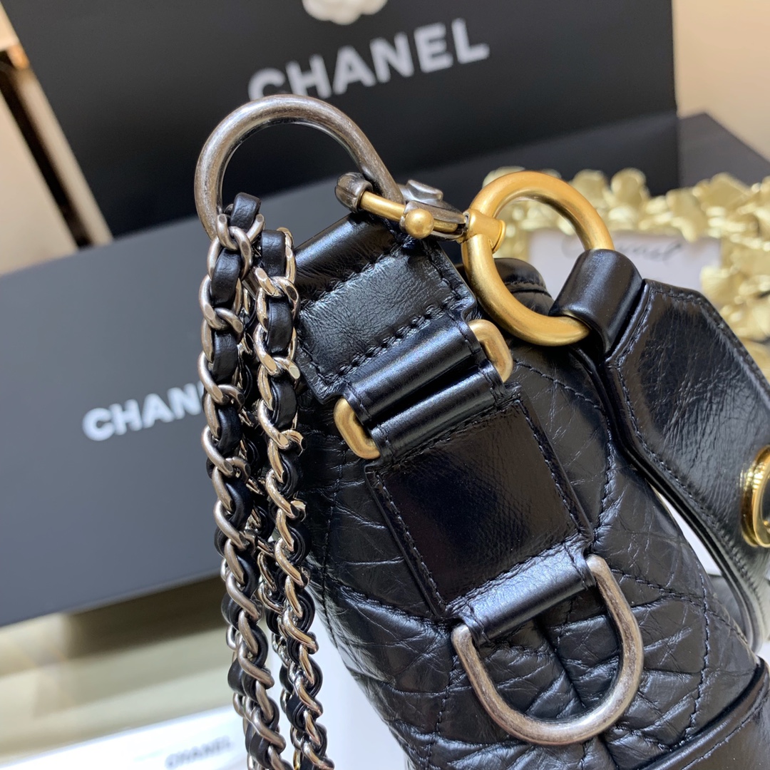 CHANEL 2020春夏新品Gabrielle流浪包 AS0865