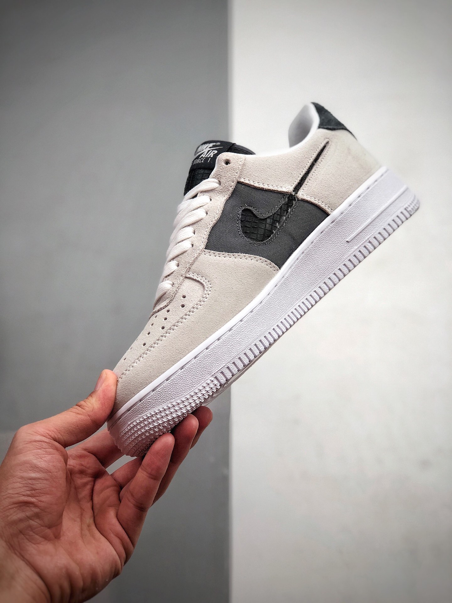 200   公司级 耐克/Nike Wmns Air Force 1′07 LV8 GS”Pure Platinum”空军一号经典低帮百搭休闲运动板鞋CJ4093-100