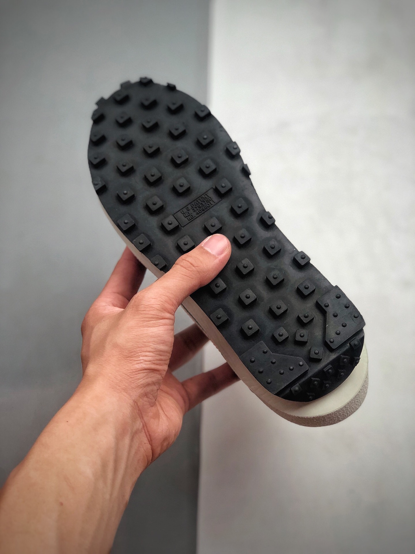 210 Sacai x Nike LVD Waffle Daybreak 解构高端跑鞋 货号：BV0073 301