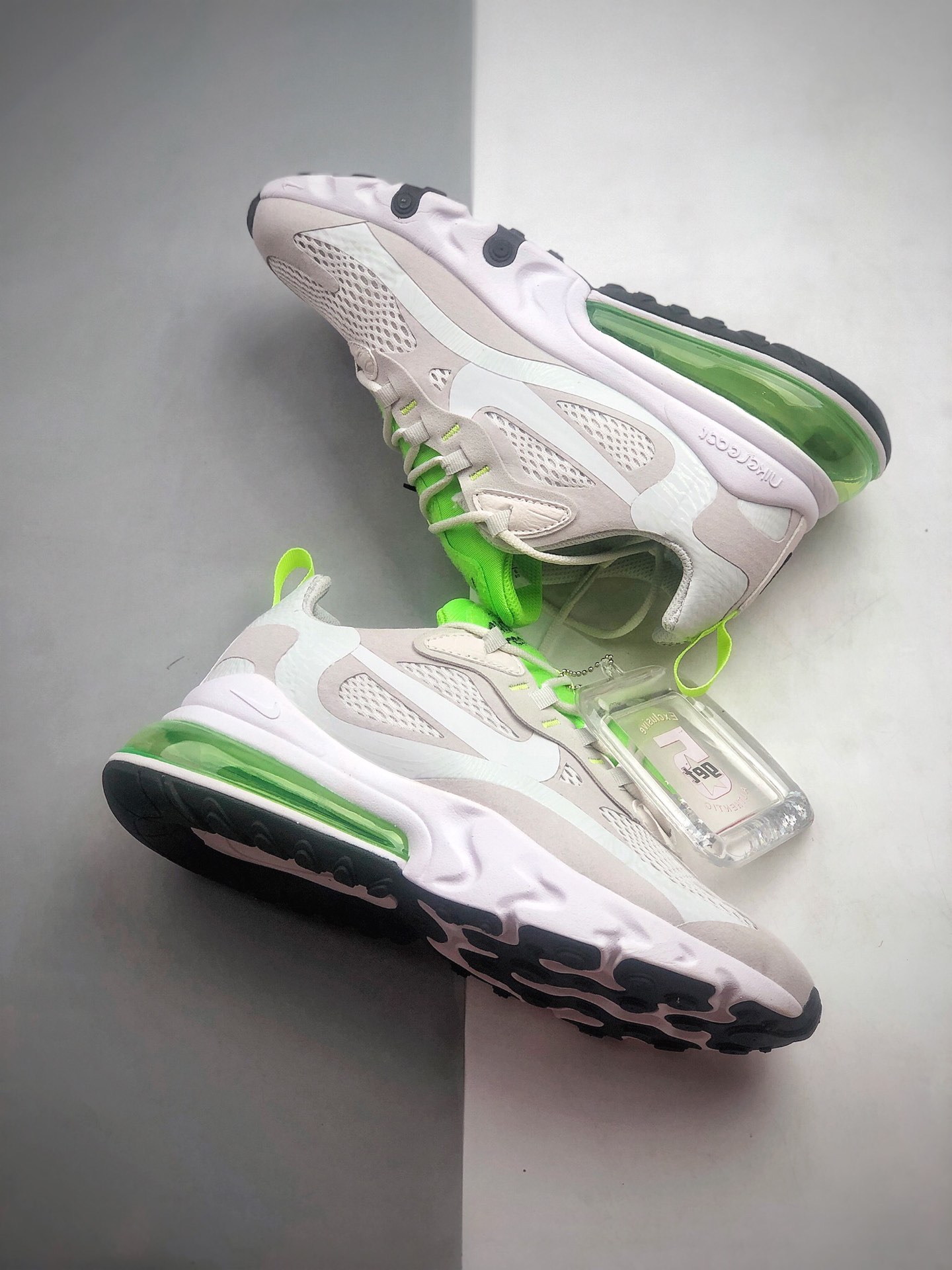 200 公司级 Nike Air Max 270 React缓震气垫运动跑鞋