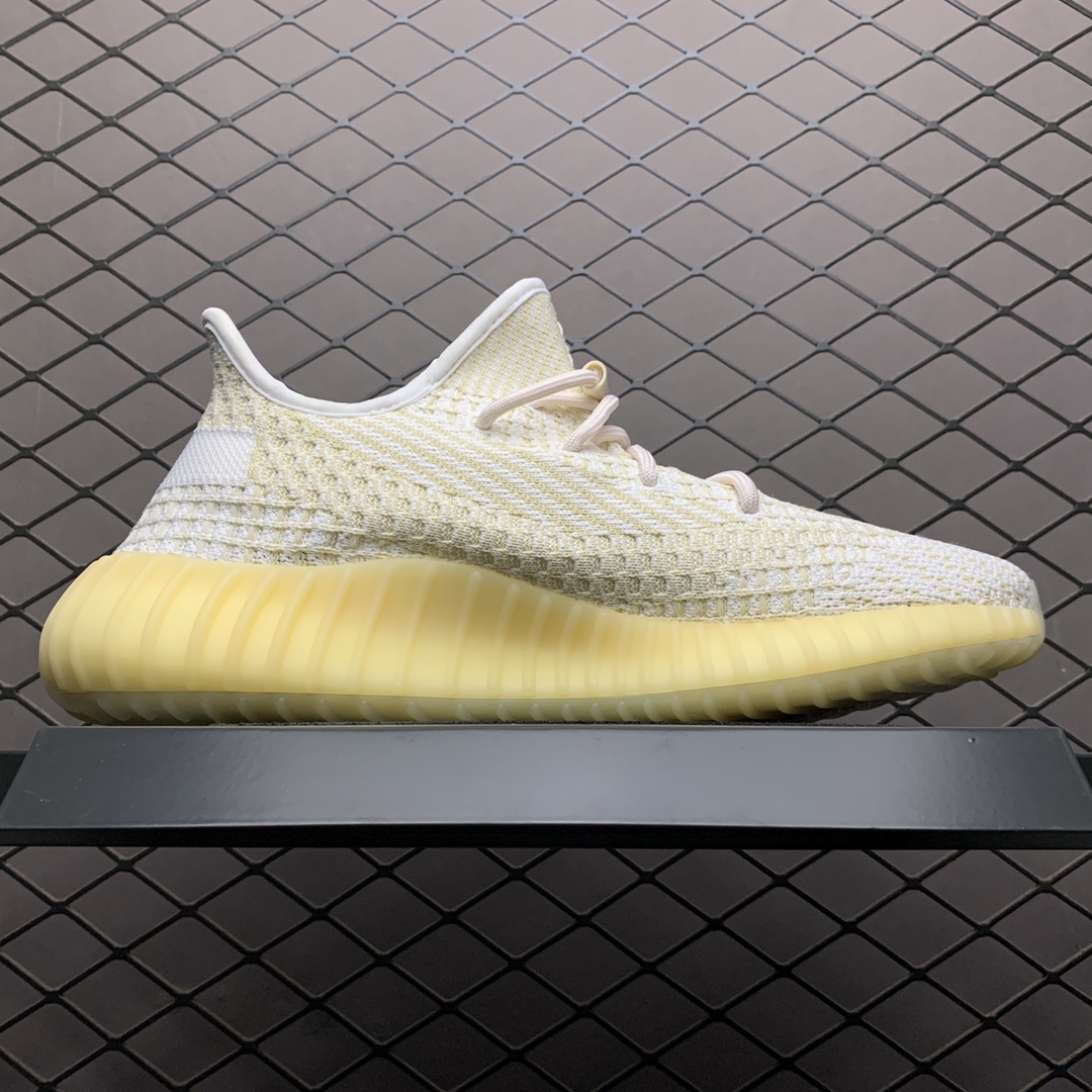 200 Adidas 阿迪达斯 Yeezy 350V2  侃爷椰子350新配色 FZ5246