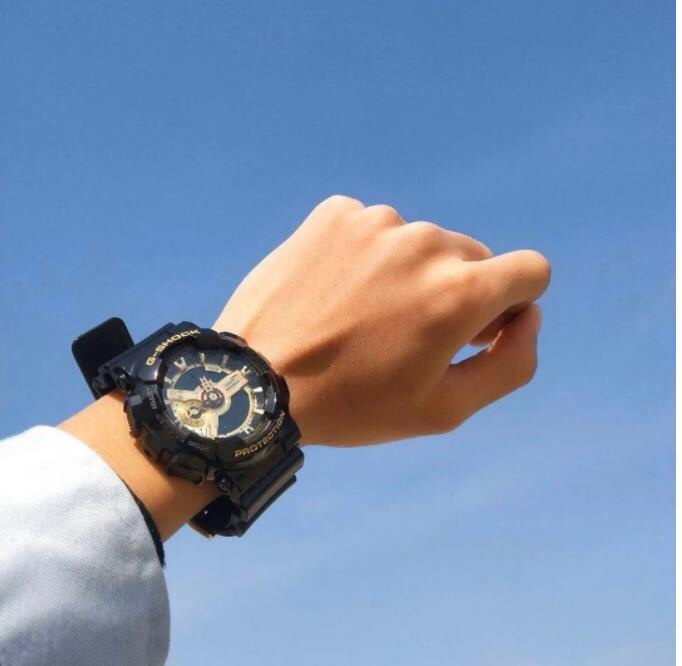 Zenium Casio G-SHOCK Sports Watch: Fashionable, Multifunctional, Waterproof, Black Gold Design - 图片 4