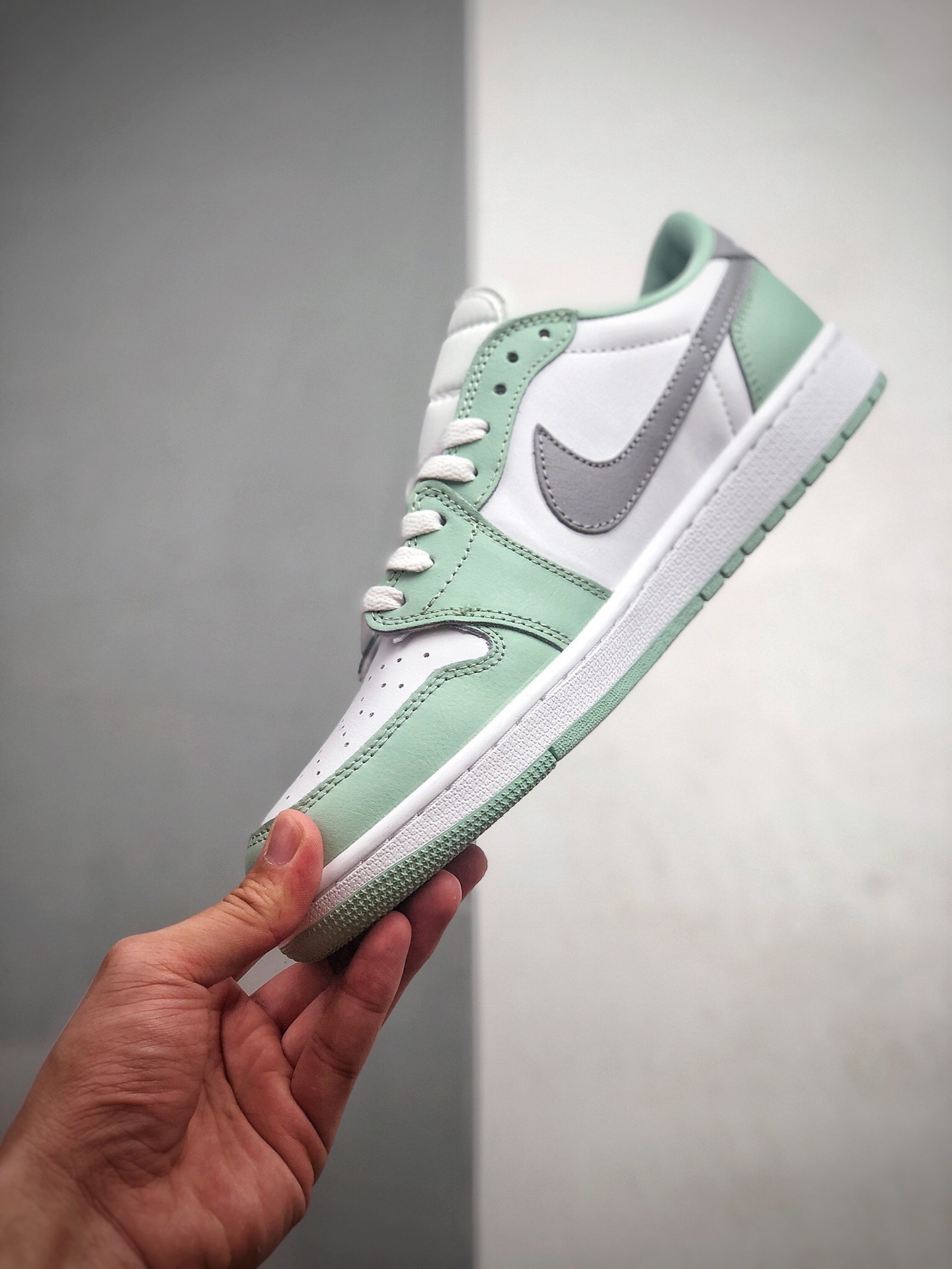 200 Air Jordan 1 Low OG“Neutral Grey”灰绿 CZ0790 100