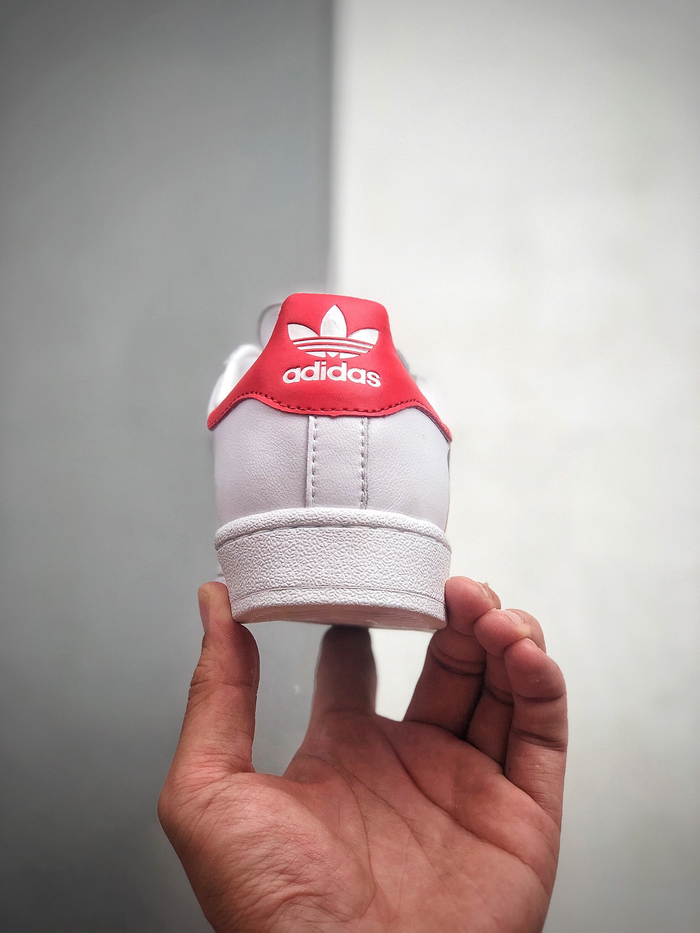130 阿迪达斯 Adidas Superstar Star 贝壳头头层皮迪斯尼联名米老鼠板鞋 货号：FW2901