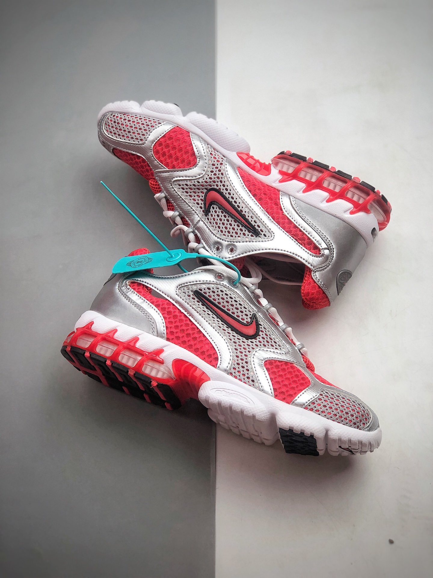190 Stussy x Nike Air Zoom Spiridon Caged 以复古鞋款 Air Zoom Spiridon Caged 为蓝本打造 CJ1288-600