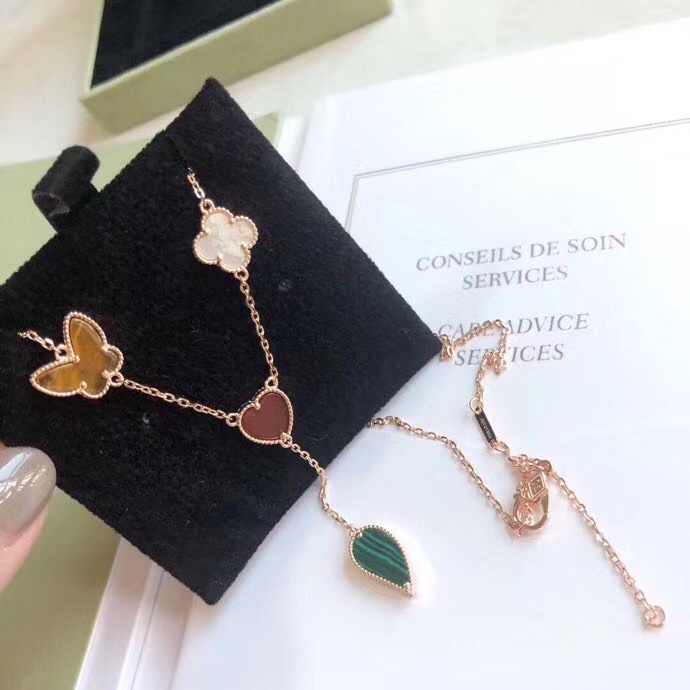 Van Cleef & Arpels 梵克雅宝 VCA 乱花 不规则 流苏 性感 项链 高端定制 925纯银 精工 选用天然玛瑙打造 希望你所有的欢喜与遇见都能在近期抵达 此后一路繁花 53669130