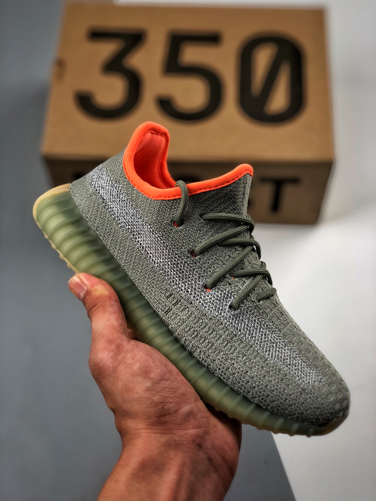 Apoyo a pagar contra reembolso. Adidas Yeezy 350 Boost V2 "Desert Sage" 3M gris naranja, lateral transparente con estre…