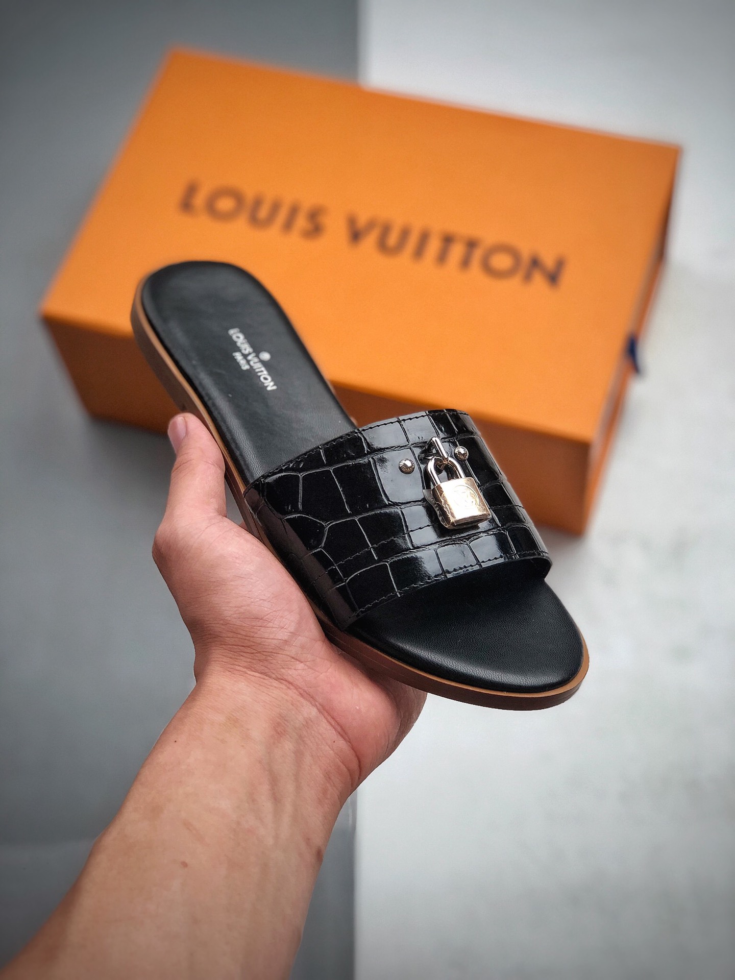 180   LOUIS VUITTON 轻奢单品  原版开发 代购级别版本