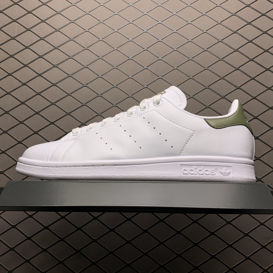 160 Adidas 阿迪达斯 Stan Smith 史密斯低帮运动休闲板鞋 EF4479 夏季的淡朴日系色