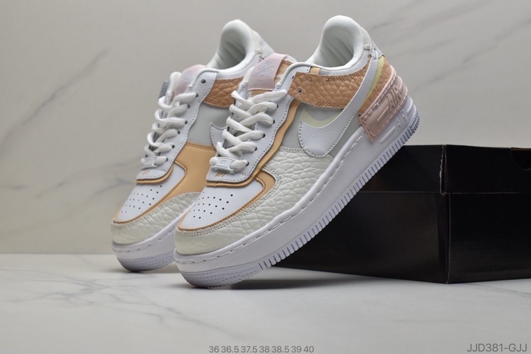 130 公司级Nike WMNS Air Force 1 Shadow 空军 马卡龙 双层轻量EVA发泡中底防滑RB橡胶外底 货号：CU3012-111