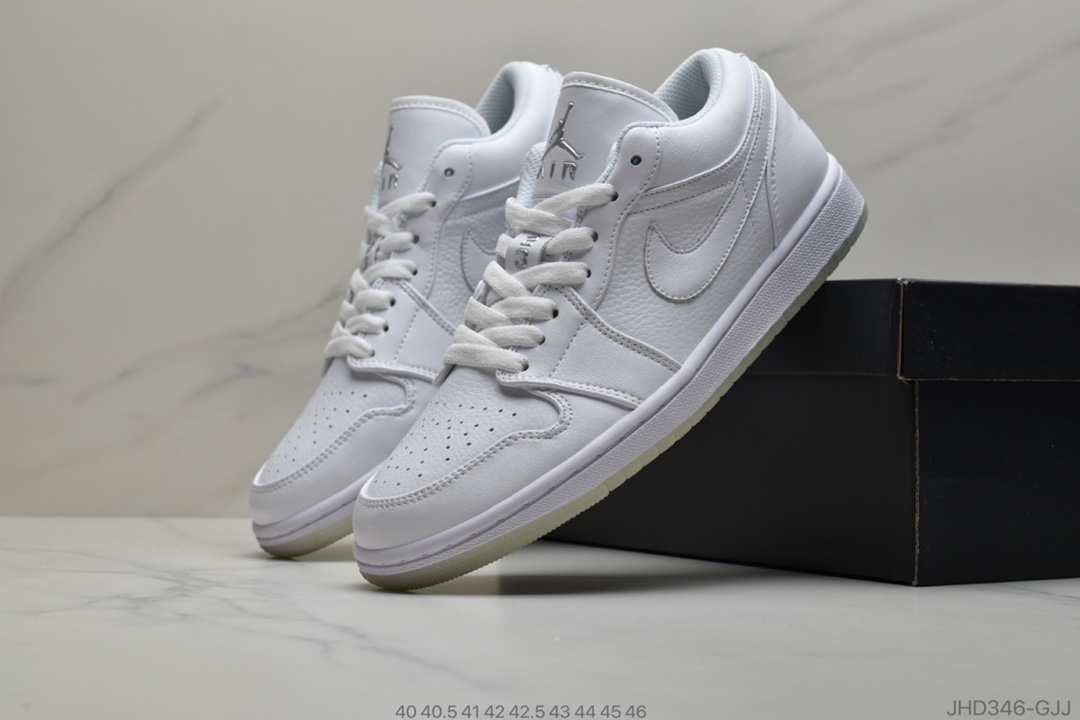 190 Nike Air Jordan 1 Retro Low White（2004）白银夜光  AJ1/乔1低帮时尚潮流运动休闲板鞋309192-111