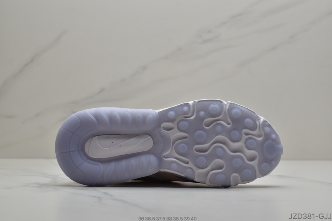 140 公司级Air Max 270 React 货号：AT6174-101