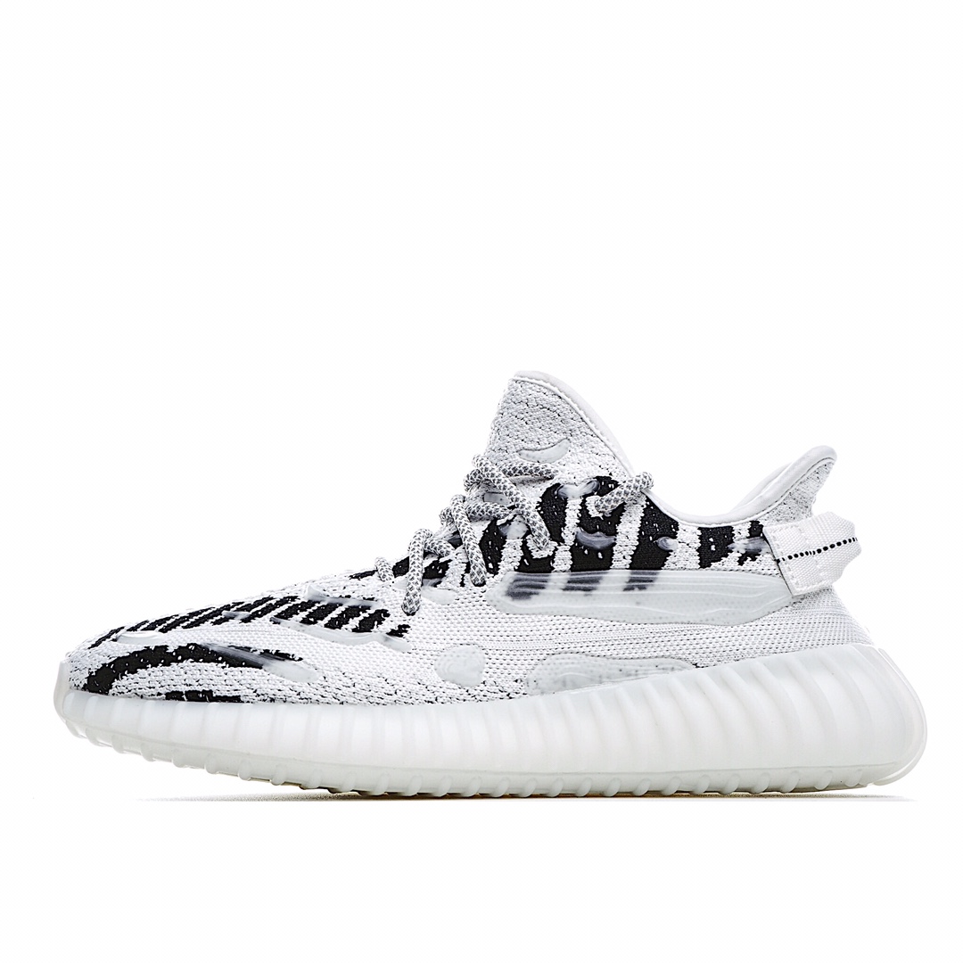 H0 椰子三代 夜光3M反光系列 侃爷再度联乘Adidas Yeezy Boost 350 V3 百搭轻便爆米花中底休闲运动慢跑鞋。鞋面上不规则的花纹，潮流气息十足，搭载Boost 中底吸睛力满满。原厂纱线飞织原面德国进口机台针织成型真巴斯夫爆米花材质原纸板原档案原楦头开模打造官方