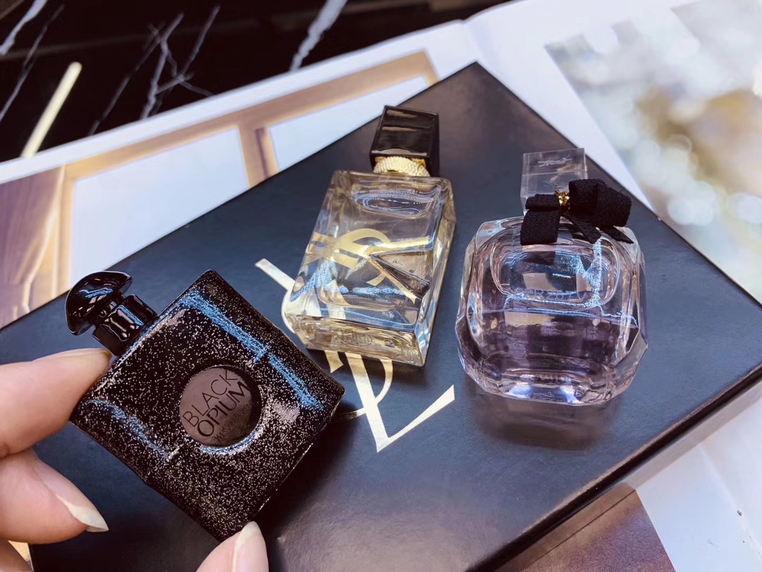 Yves Saint Laurent Miniature Perfume Set - Black Opium, Libre, Mon Paris 5 i1591860196 6716 4