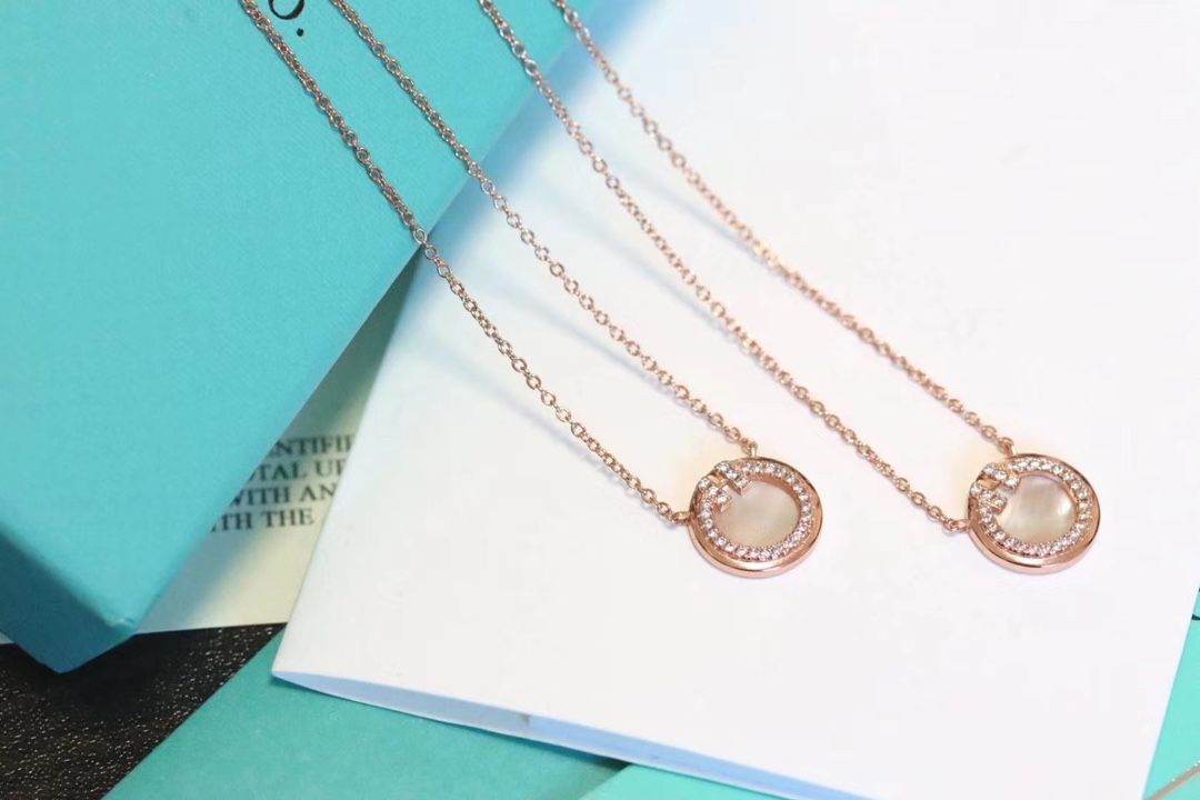 Tiffany & Co. T家 2020新款圆圈双T 白贝锁骨项链