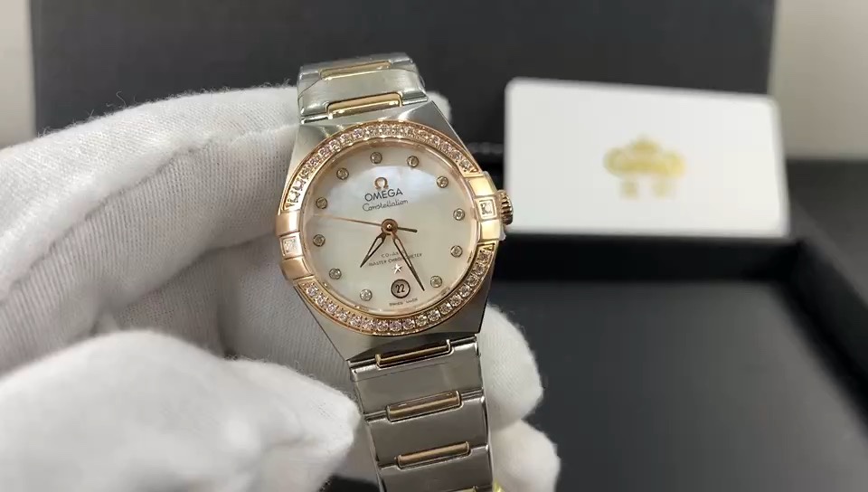 Omega 皇家 欧米茄星座新款女表视频欣赏