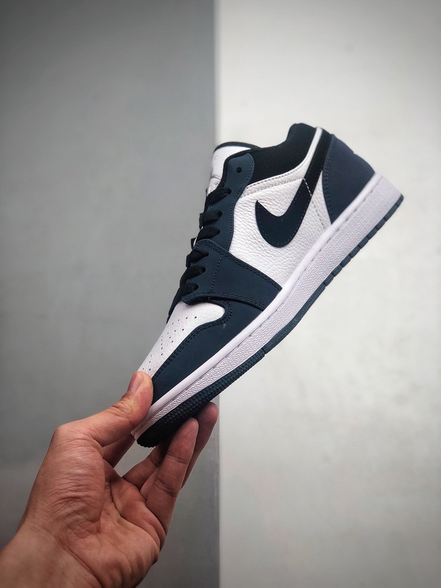 200  Nike Air Jordan 1 Retro Low AJ1/乔1低帮时尚潮流运动休闲板鞋309192-101