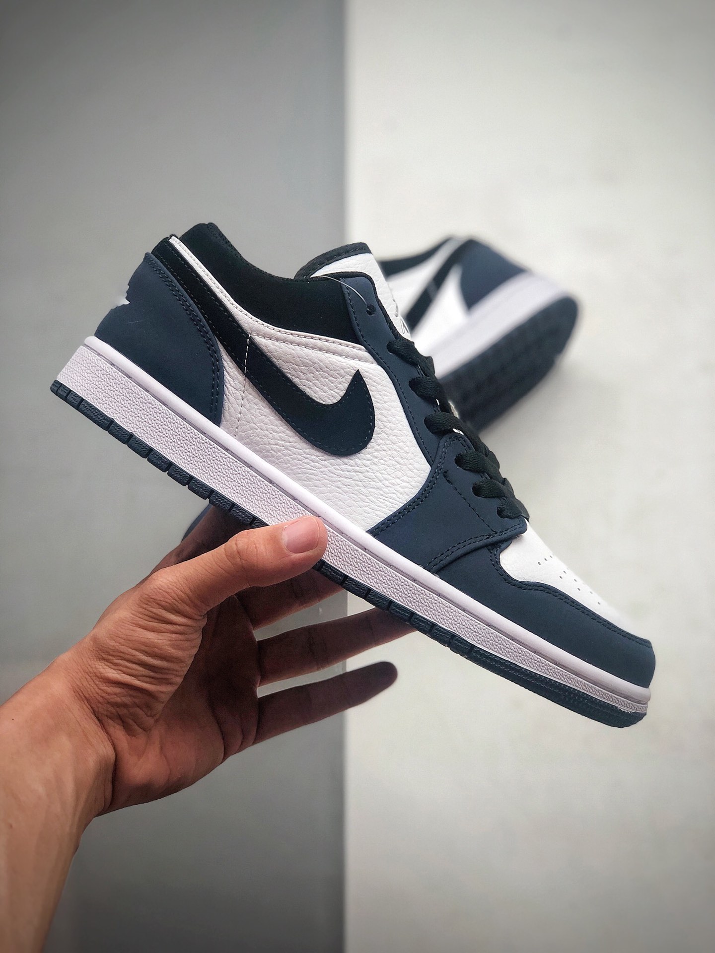 200  Nike Air Jordan 1 Retro Low AJ1/乔1低帮时尚潮流运动休闲板鞋309192-101