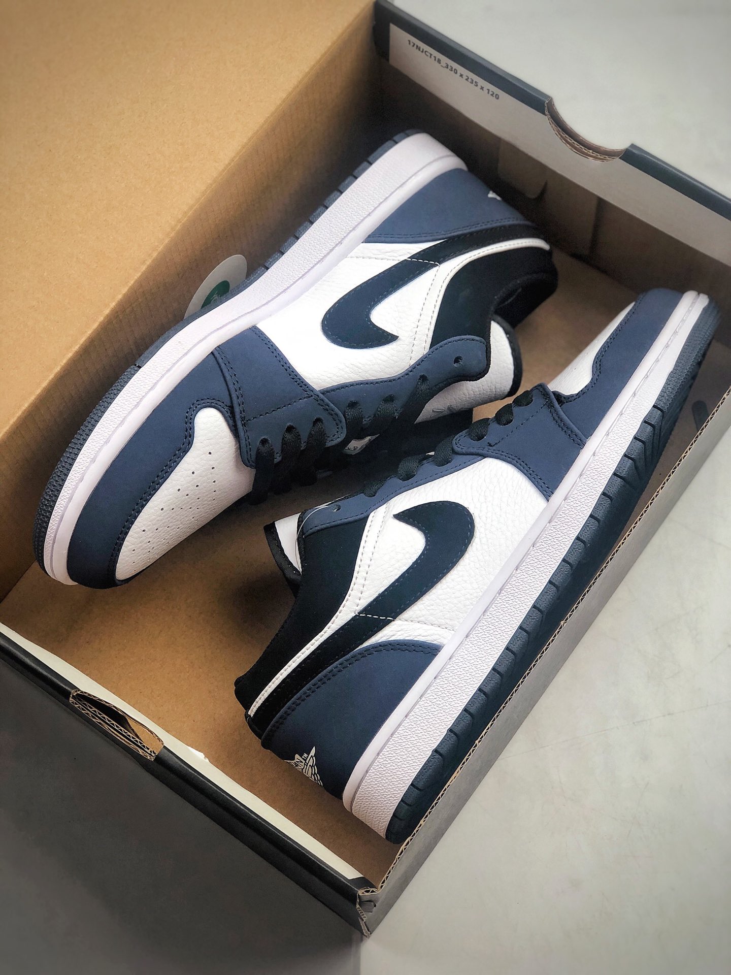 200  Nike Air Jordan 1 Retro Low AJ1/乔1低帮时尚潮流运动休闲板鞋309192-101