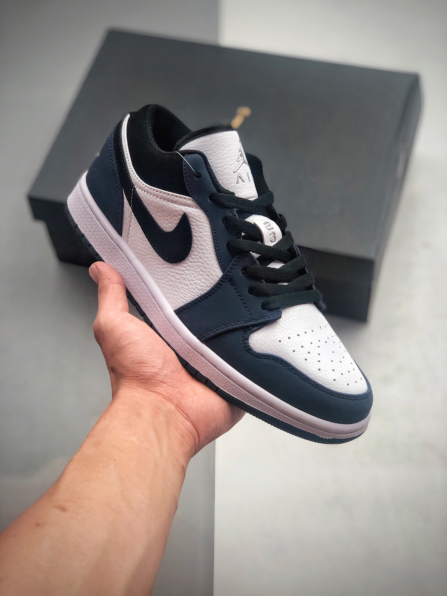 200  Nike Air Jordan 1 Retro Low AJ1/乔1低帮时尚潮流运动休闲板鞋309192-101