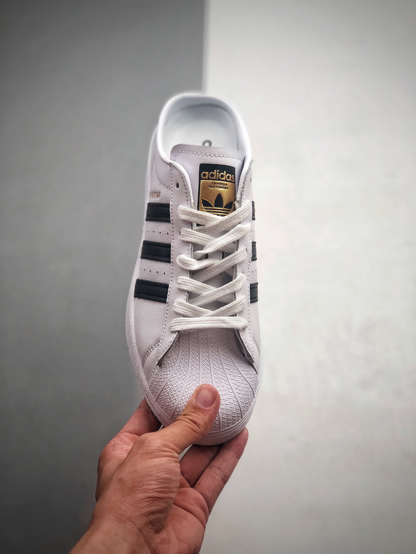 160 阿迪达斯Adidas AD Originals SUPERSTAR W 贝壳头半拖 一脚蹬 懒人鞋 货号 FX0527