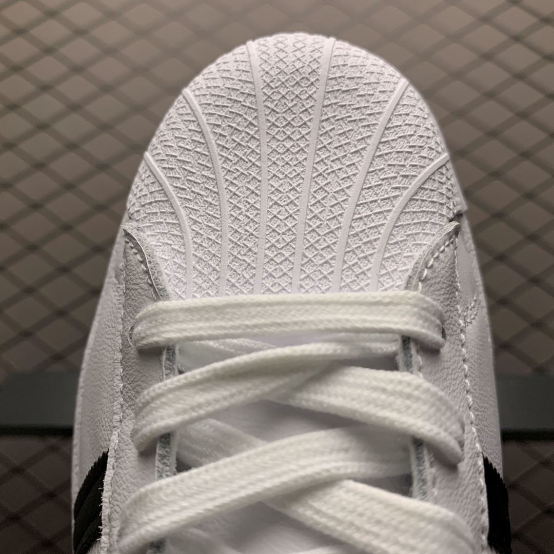 160 Adidas 阿迪达斯 Superstar 贝壳头休闲半拖 FX0527