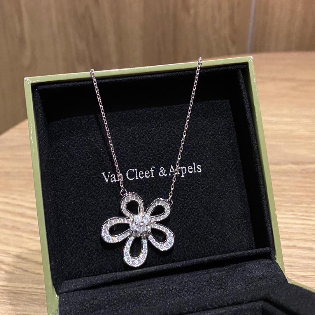 China Replica VCA Jewelry VCAES0403-1346