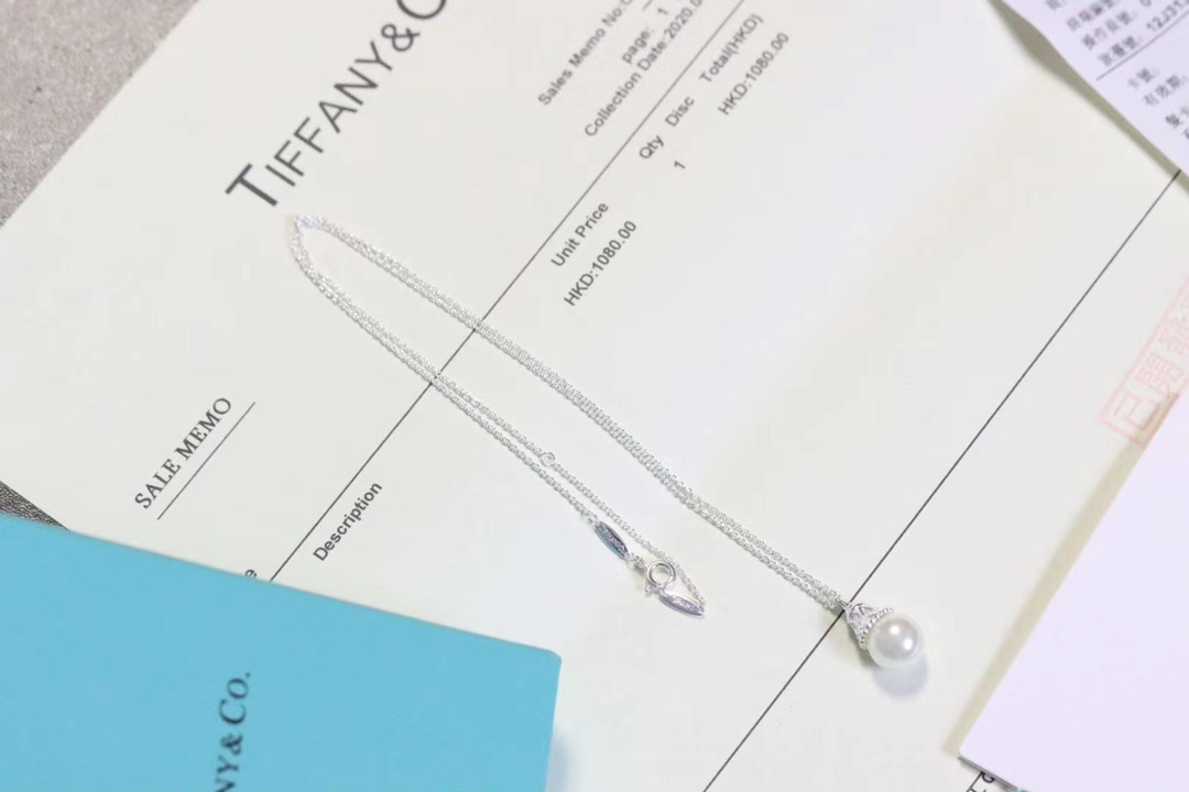Tiffany & Co. Tiff…白色珍珠纯银锁骨项链